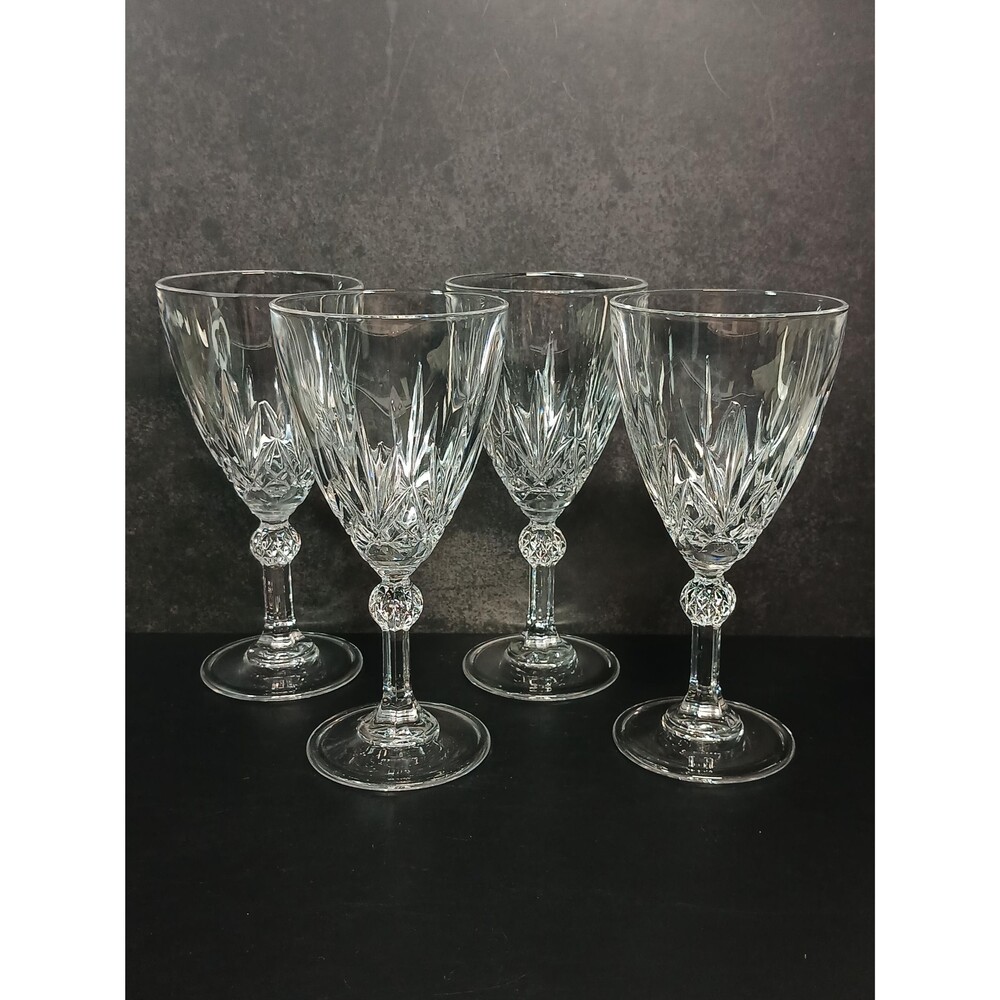 Pressed Crystal Star Wine Glasses Set of 4 5.5”